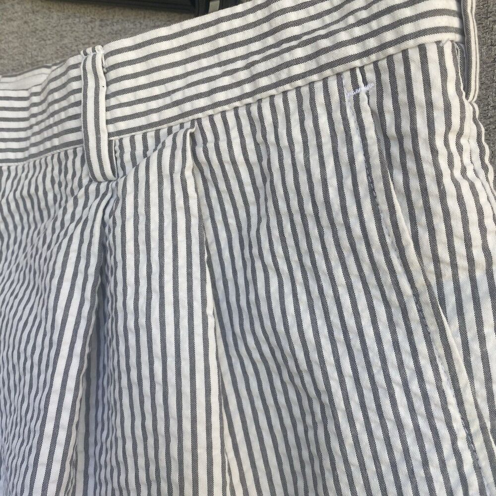 Berle Seersucker Striped Gray Shorts 40 Classic Traditional Preppy Timeless